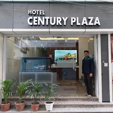 The Century Plaza Hotel Varanasi Exterior photo